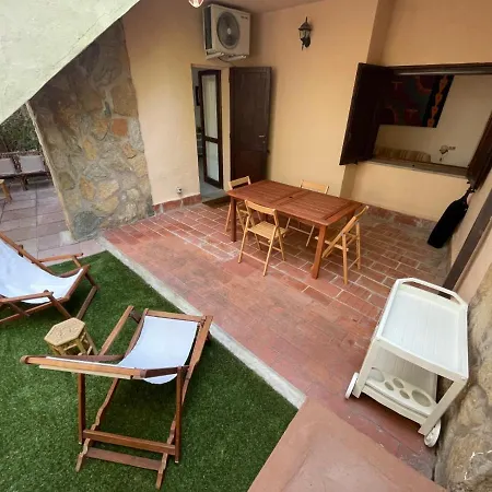 בית נופש Casa Bouganville Pinus Village *