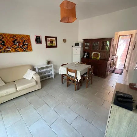 Casa Bouganville Pinus Village *